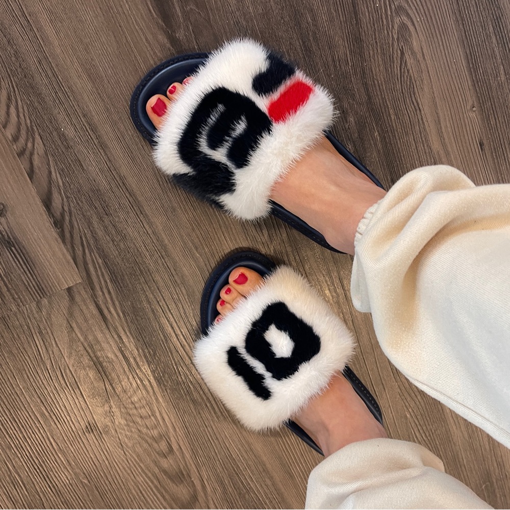 $1600 Fendi Mania Mink Fur Pool Slide Sandals